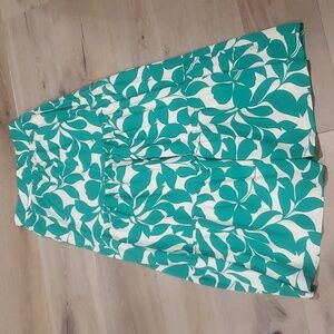 Only4U Women's Medium Green Floral Maxi Skirt